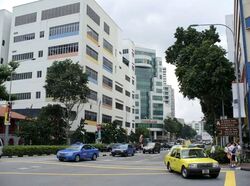Middle Road (D7), Retail #528653511